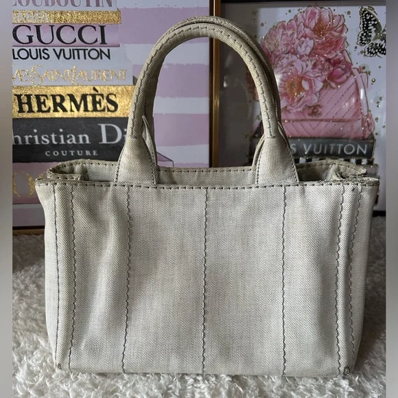 Vintage Prada Small Canapa Denim Logo Tote in Bianco Grey/white - Picture 4 of 16